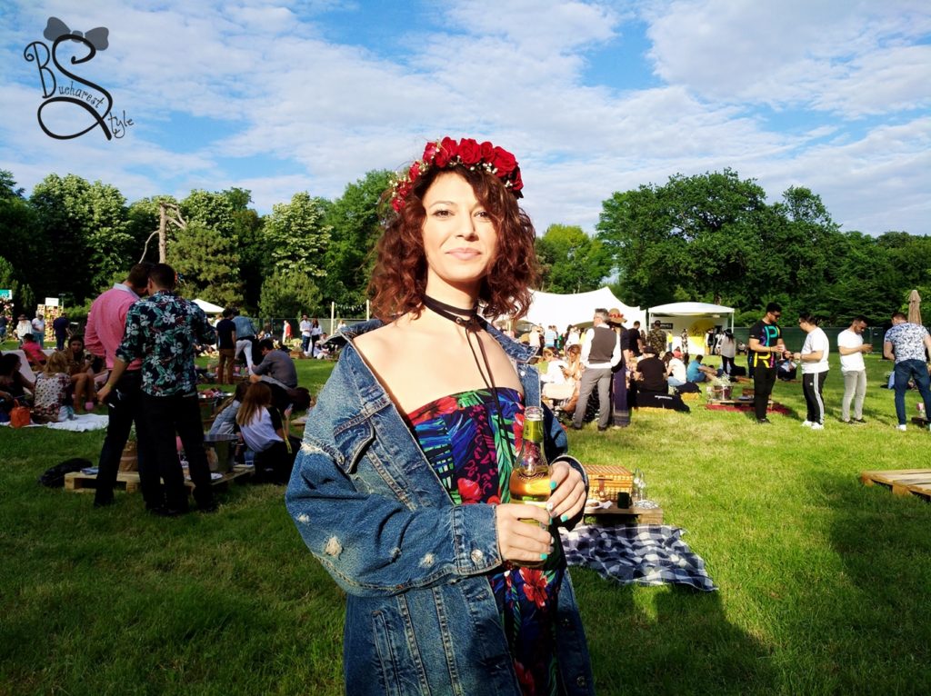 Denim and flowers at Sun’s Day Fest